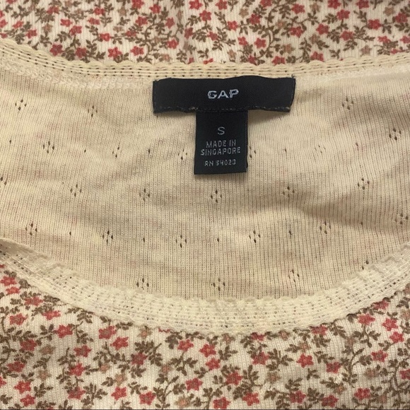2/$20 GAP Pretty Floral Crop Top Small S - Picture 5 of 6